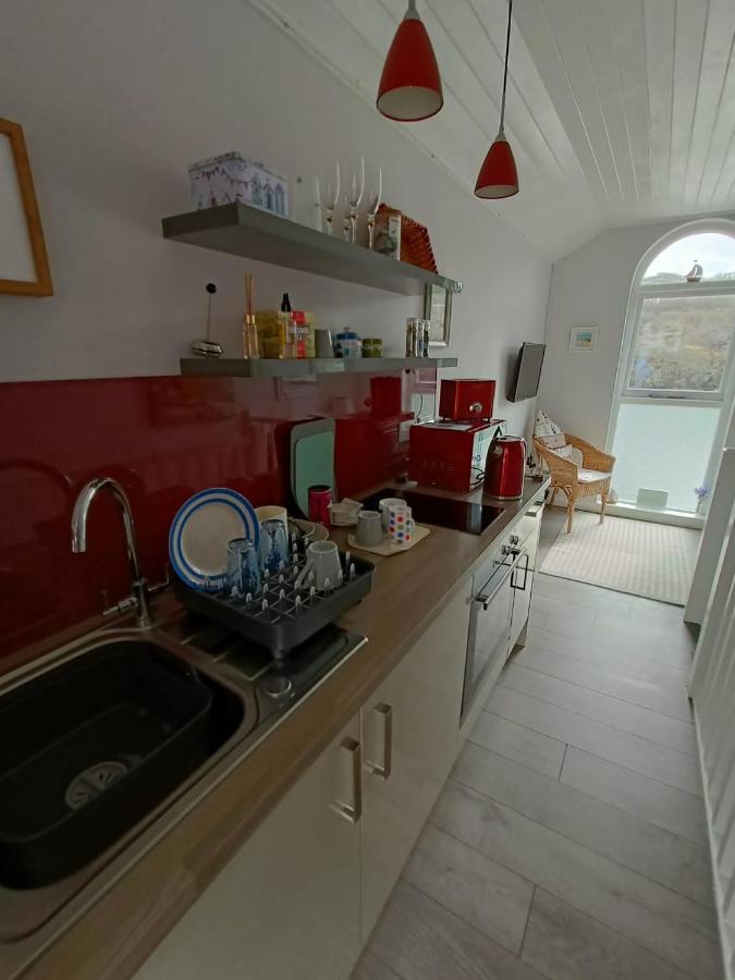 Beautiful 1-Bed Riversi Cottage Located In Malpas Truro Exterior photo